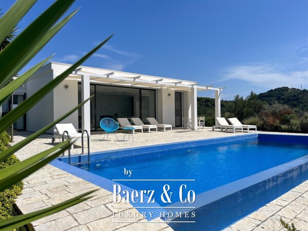 photo 1 Dafni Beach 