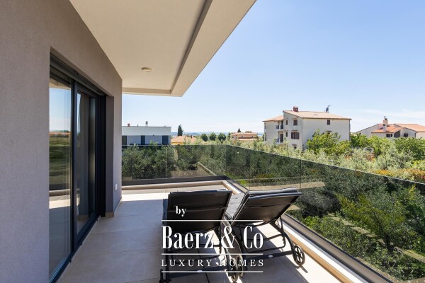 photo 15 Istria, Vodnjan - A Private Mediterranean Oasis with a Heated Swimming Pool and Sea View